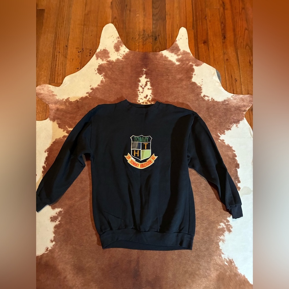 Tommy Hilfiger 1995 Vintage sweatshirt 
Size XL
